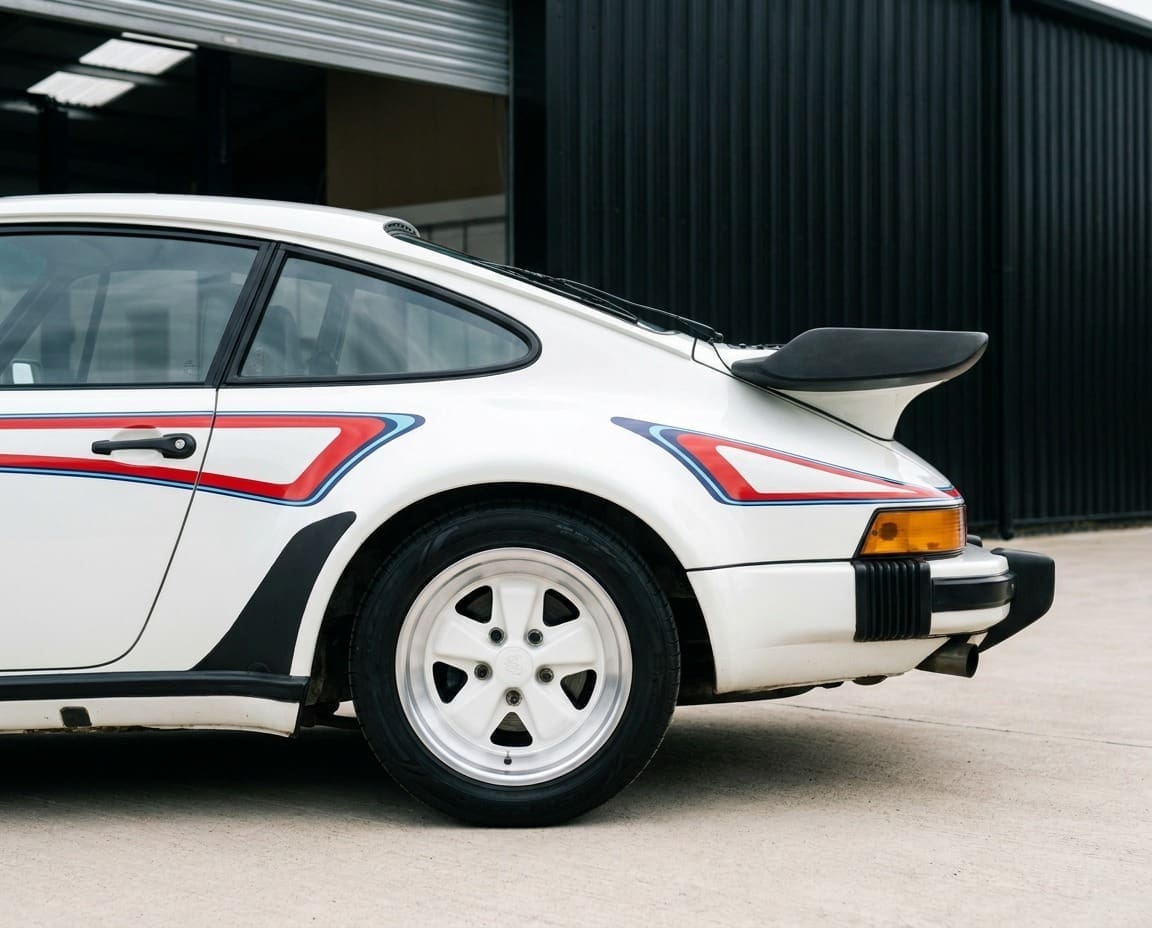 Porsche 911 M42 Martini stripe decals, mapped by hand